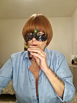 Snapshot of Gattina74 chatting on 14, 10, 2025 Gattina74 online show from 14, 10, 2025