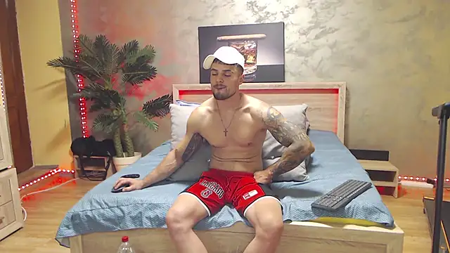 Tiberius hunk online show from 25, 7, 2026