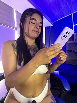 Snapshot of sofia_23x chatting on 8, 11, 2025 sofia 23x online show from 8, 11, 2025