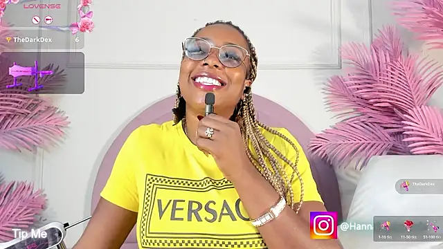 Snapshot of Hanaahquinn chatting on 4, 3, 2026 Hanaahquinn online show from 4, 3, 2026