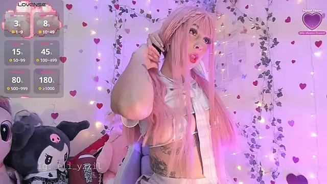 Snapshot of elizabeth_jiing chatting on 14, 3, 2025 elizabeth jiing online show from 14, 3, 2025