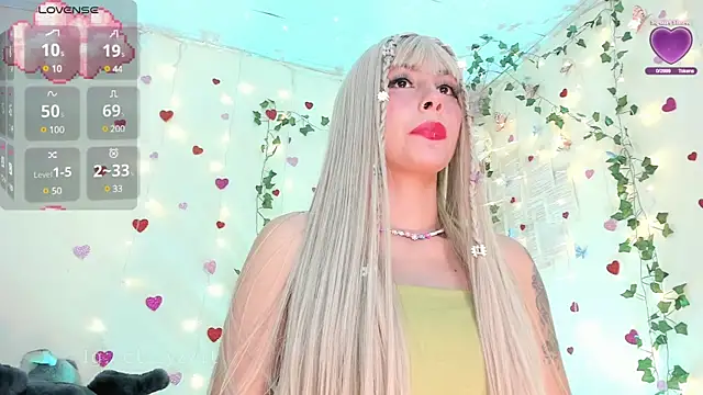 Snapshot of elizabeth_jiing chatting on 17, 3, 2025 elizabeth jiing online show from 17, 3, 2025