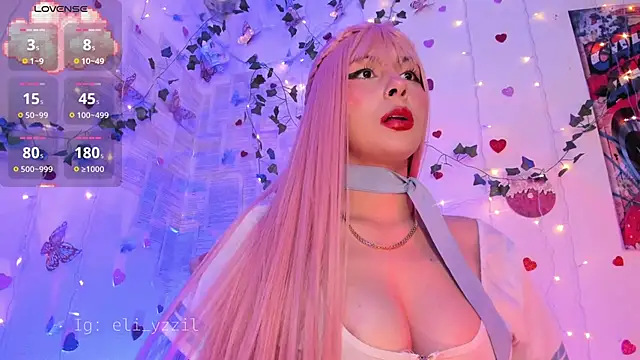 Snapshot of elizabeth_jiing chatting on 9, 9, 2025 elizabeth jiing online show from 9, 9, 2025