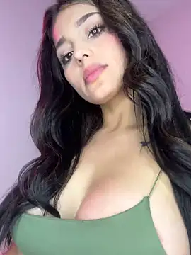 Snapshot of im_hanna1 chatting on 2, 3, 2025 im hanna1 online show from 2, 3, 2025