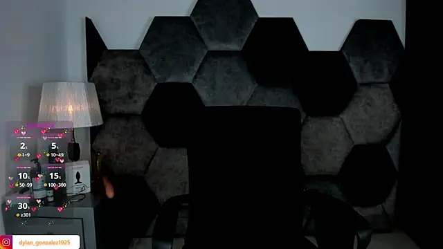 Dylan Turnerr online show from 19, 9, 2025