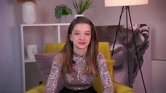 UdelaHathorne online show from 1, 3, 2025