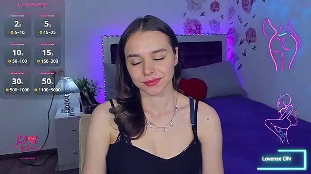EmelyMason online show from 8, 5, 2026