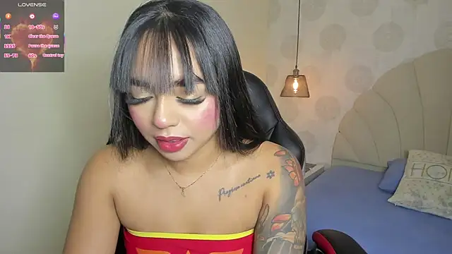 AGATHASMITH5 online show from 17, 10, 2025