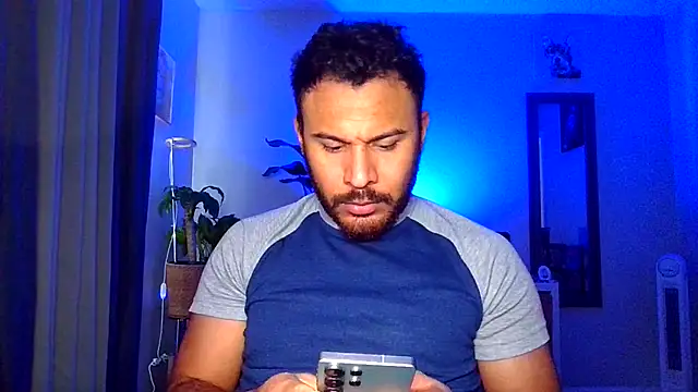 HotLatin69 online show from 5, 2, 2026
