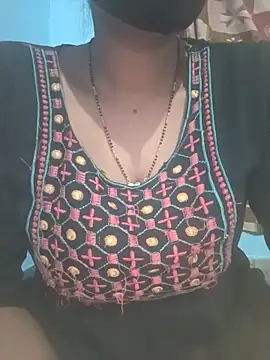 Snapshot of Sexyradha_ chatting on 5, 2, 2026 Sexyradha online show from 5, 2, 2026