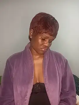 Missvixen81 online show from 6, 7, 2026