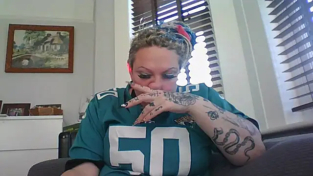 Snapshot of livieblainn chatting on 3, 3, 2025 livieblainn online show from 3, 3, 2025