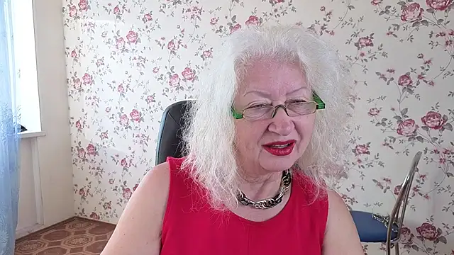 Maya Mayflower online show from 11, 9, 2025