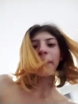 KratosAfroditacs online show from 3, 10, 2025