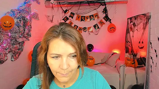 NicoleHitman online show from 29, 10, 2025