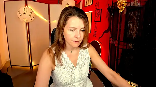 NicoleHitman online show from 13, 5, 2026