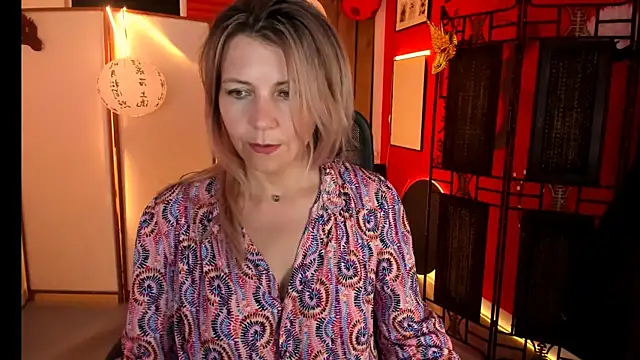 NicoleHitman online show from 12, 6, 2026
