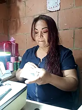 Snapshot of isis_milove chatting on 8, 3, 2026 isis milove online show from 8, 3, 2026