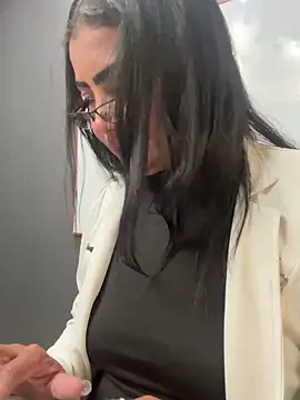 Ariana Rodriguez online show from 19, 3, 2025