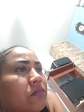 Ariana Rodriguez online show from 5, 11, 2025