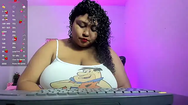 Ayliinn  online show from 17, 10, 2025