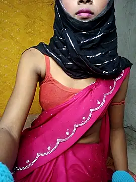 Snapshot of Cutesoma01 chatting on 18, 10, 2025 Cutesoma01 online show from 18, 10, 2025