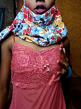 Snapshot of Cutesoma01 chatting on 30, 10, 2025 Cutesoma01 online show from 30, 10, 2025