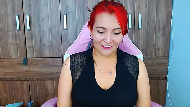 Snapshot of nanis_milf chatting on 23, 6, 2026 nanis milf online show from 23, 6, 2026
