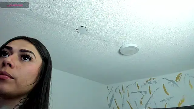 Snapshot of Cristal_Velle chatting on 18, 6, 2026 Cristal Velle online show from 18, 6, 2026