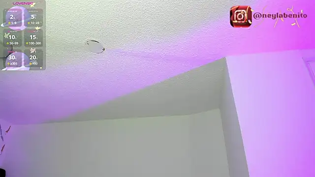 Cristal Velle online show from 29, 7, 2026