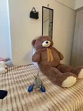 ZaraLuuv online show from 11, 3, 2026