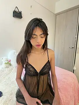 ZaraLuuv online show from 3, 5, 2026