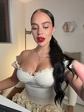 ValentinaMilann online show from 22, 5, 2026