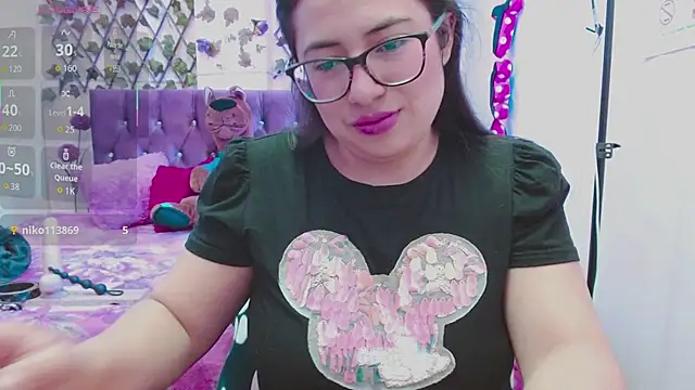 Anny  cute online show from 1, 10, 2025