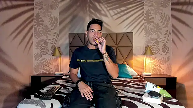 Snapshot of ETHAN_DRAVEN chatting on 25, 9, 2025 ETHAN DRAVEN online show from 25, 9, 2025