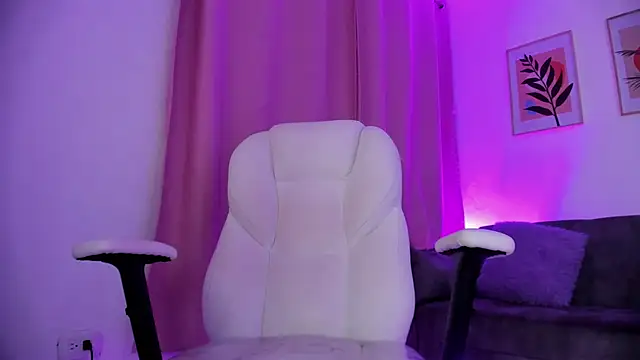 gaaby foxx online show from 29, 4, 2026