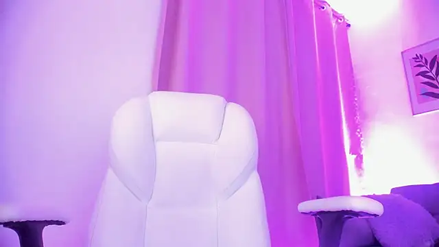 Snapshot of gaaby_foxx chatting on 19, 5, 2026 gaaby foxx online show from 19, 5, 2026