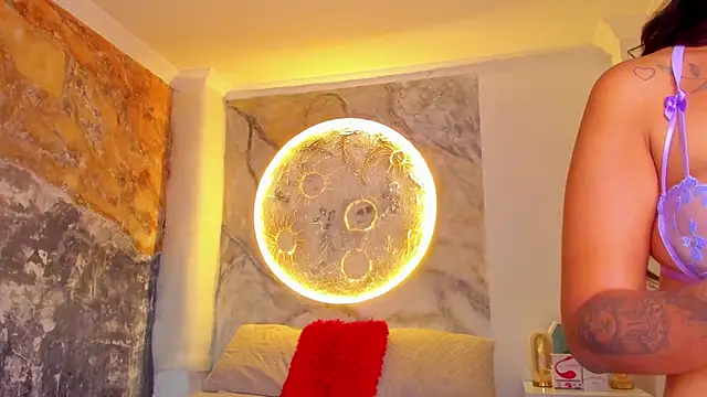 SarahLynn7 online show from 11, 3, 2025