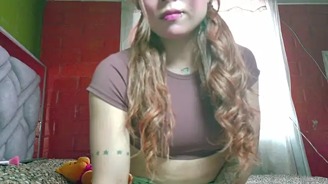 Snapshot of daniia_johns chatting on 9, 9, 2025 daniia johns online show from 9, 9, 2025