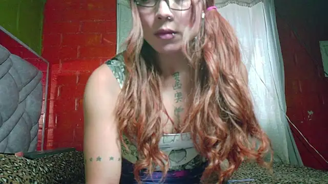 Snapshot of daniia_johns chatting on 8, 10, 2025 daniia johns online show from 8, 10, 2025