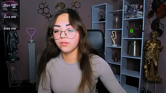 kiki swan online show from 21, 11, 2025