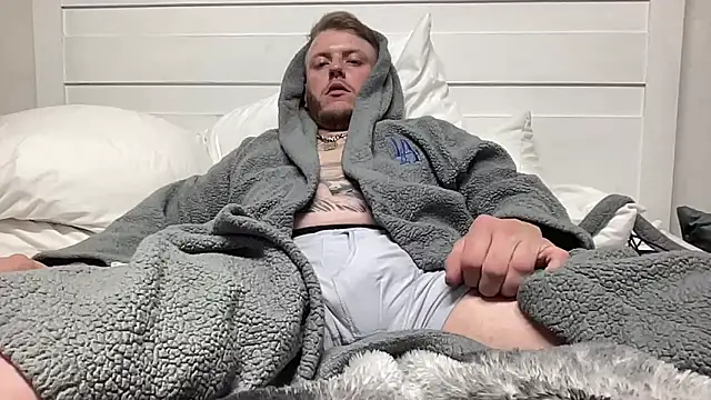 Snapshot of Thegreatwhitepipe chatting on 9, 9, 2025 Thegreatwhitepipe online show from 9, 9, 2025