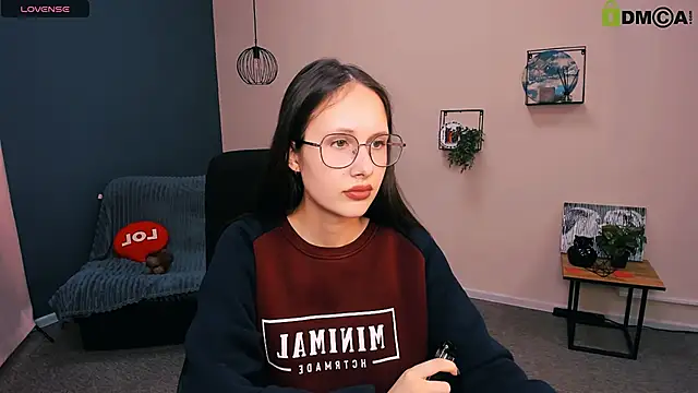 mona cloud online show from 15, 3, 2025