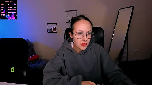 mona cloud online show from 9, 9, 2025