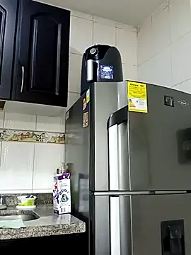 victoria wayne online show from 12, 3, 2025