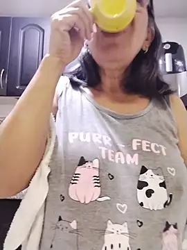 Snapshot of victoria_wayne chatting on 1, 7, 2026 victoria wayne online show from 1, 7, 2026
