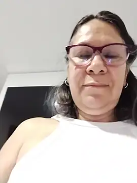 Snapshot of victoria_wayne chatting on 10, 7, 2026 victoria wayne online show from 10, 7, 2026