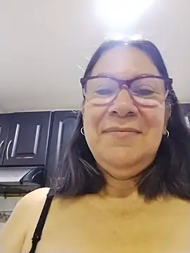 Snapshot of victoria_wayne chatting on 4, 8, 2026 victoria wayne online show from 4, 8, 2026