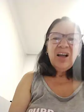 Snapshot of victoria_wayne chatting on 6, 8, 2026 victoria wayne online show from 6, 8, 2026