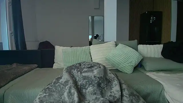 Perfect Moans online show from 24, 7, 2026